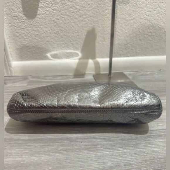 Michael Kors BERKLEY CLUTCH Metallic Silver